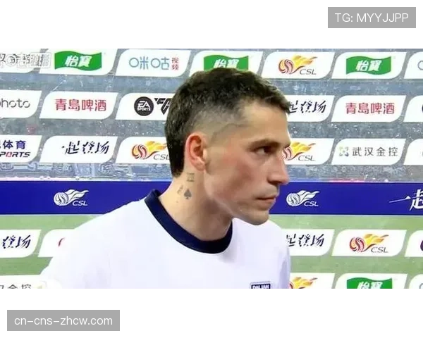 著名防守教练加盟曼联教练组,曾以设计针对性混合防守战术闻名 著名防守教练加盟曼联教练组,曾以设计针对性混合防守战术闻名